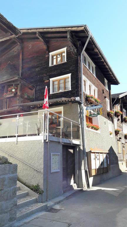 Hotel-Restaurant Drei Tannen Bellwald Exterior foto